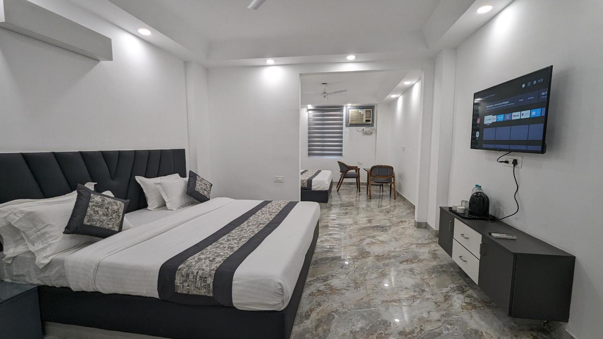 Hotel Green Vegas Faridabad Zewnętrze zdjęcie